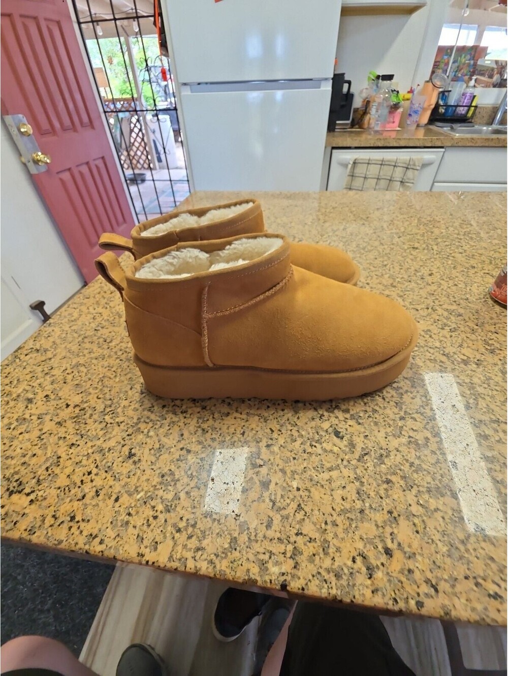 LAMO Women's Chestnut Brown Suede Fur Lined Platform Ankle Snow Boots Size 10